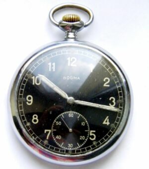 SS/ Reloj Grabado de la Marca "Dogma"