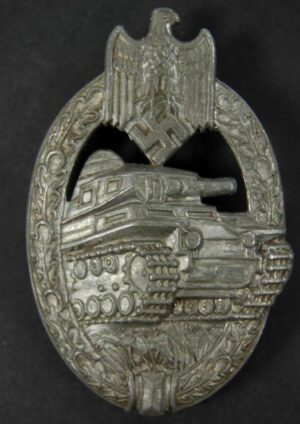 WH/ Distintivo de Asalto de Tanques "AS"