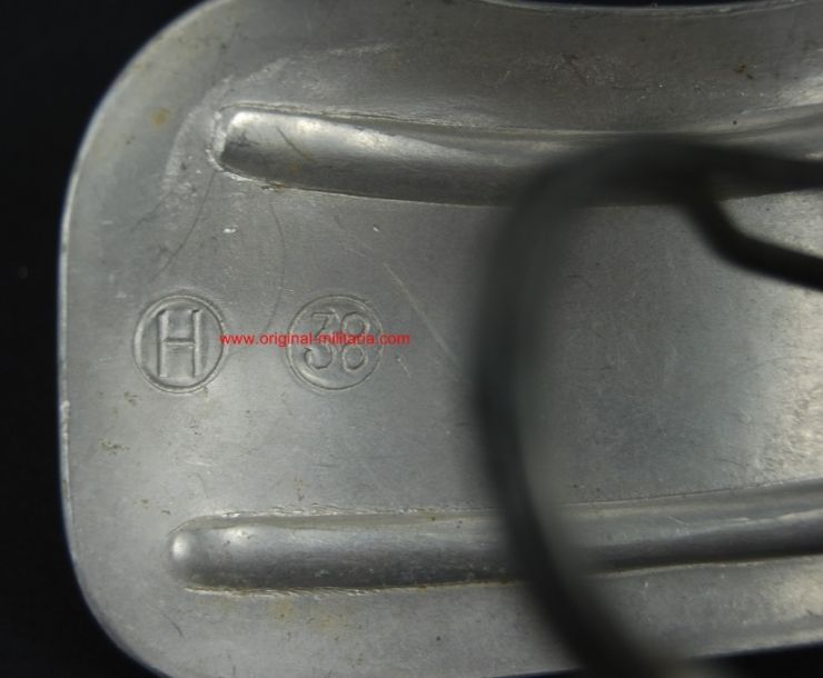 WH/ Horma de Aluminio para la Máscara Antigás M30