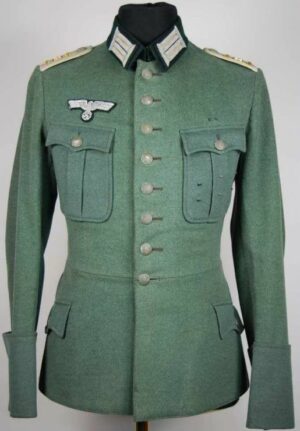 Rock de Servicio de un Capitán de Infantería