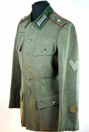 Feldbluse M43 de Cabo Primero del 9 Regimiento de Artillería