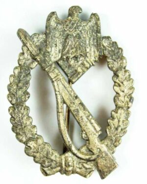 Distintivo de Asalto de Infantería en Plata