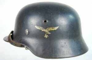 LW/ Casco M35 de Combate con una Calca
