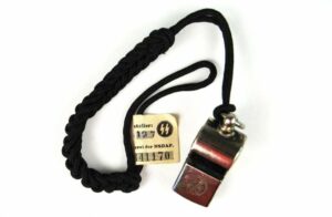 Allgemeine SS, Silbato con su Cordón y Etiqueta "RZM"