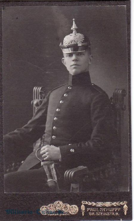 Pickelhaube M1895-1918 de Oficial de Policía en su Caja