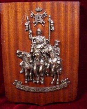 Metopa de la Academia de Caballería en Bronce.