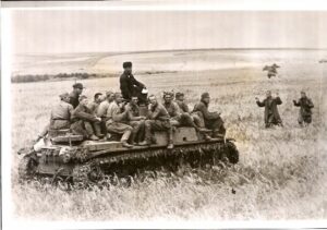 Foto de Prensa de Unidades Panzer en el Frente del Este.
