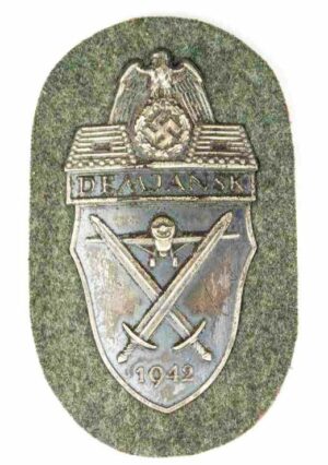 Distintivo de Brazo de la Campaña del Demjansk.