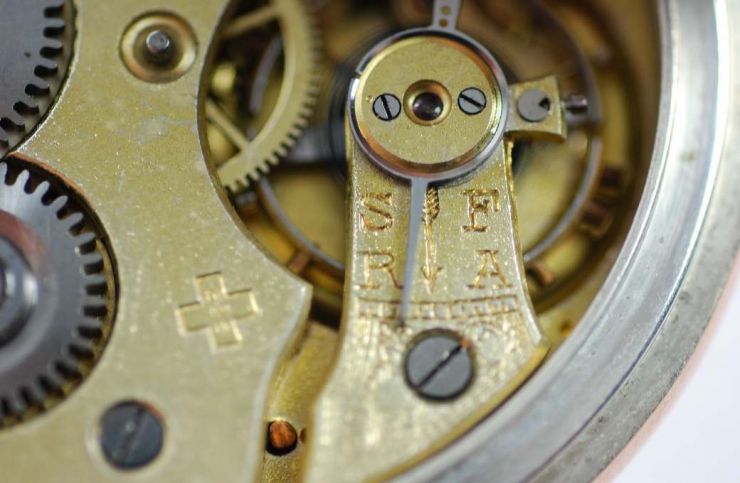 Reloj del General de Caballería Prusiano "F. von Bissing" en oro rosado y Plata