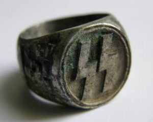 Anillo de Plata de las Waffen SS