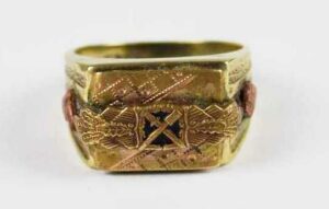 Anillo de Oro Alemán con Nahkampfspange