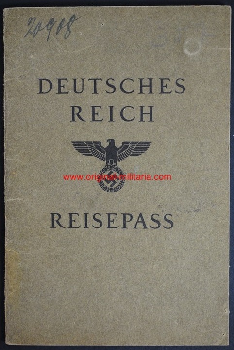 Pasaporte Alemán de 1938 Marcado "J" para una Niña