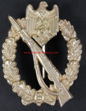 Distintivo de Asalto de Infantería