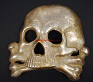 Calavera para el Kolpak de Húsares Prusianos, Tombac