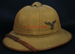 DAK/LW, Salacot 1er Modelo
