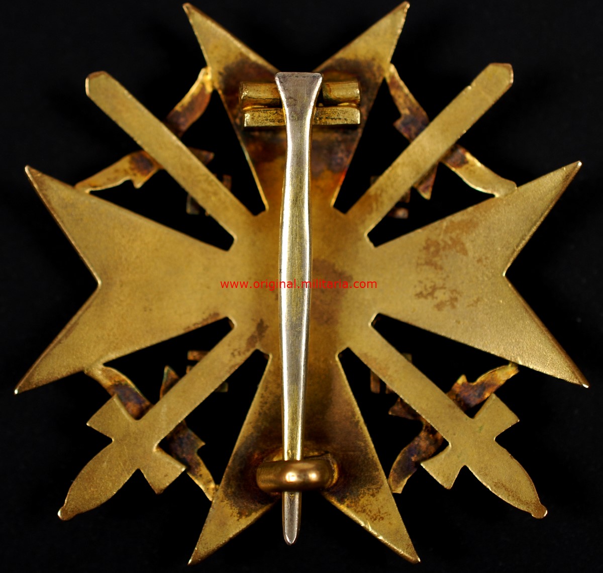 LC/ Cruz de España con Espadas en Oro, Tombac