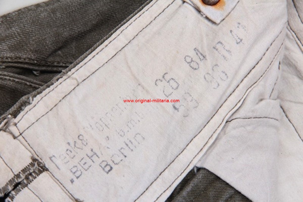 DAK/ Pantalones Cortos de 1941