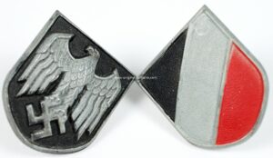 Wehrmacht/ Afrika korps,  Pareja de Escudos para Salacot