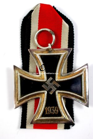 WH/ Iron Cross 2nd Class 1939, Maker "113"--WH/ Cruz de Hierro de 2ª Clase 1939 Código "113"
