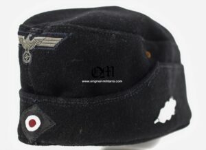 End of War Panzer Troop M38 Overseas Cap of the1st Panzer Regiment, Very hard to find!— Gorra de Campo M38 de Final de Guerra del 1er Regimiento Panzer