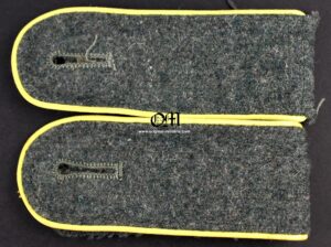 Wehrmacht/  Signal Corps EM’S M44 Pattern Shoulder Straps