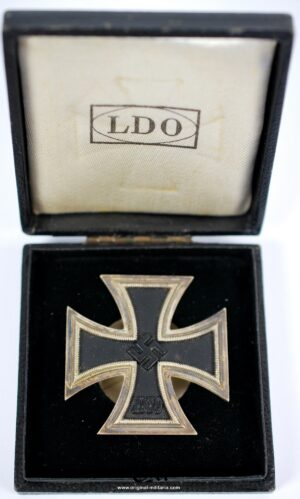 Wehrmacht/ Estuche «LDO» Marcado «L/54» con EK1 1939 de 1ª Clase «L/54», Modelo de Rosca