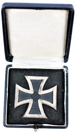 Wehrmacht/ Cruz de Hierro de 1ª Clase 1939 no Magnética en Estuche, Rara