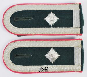 Wehrmacht/Heer, Panzer Unterfeldwebel´s Shoulder Straps. Textbook.