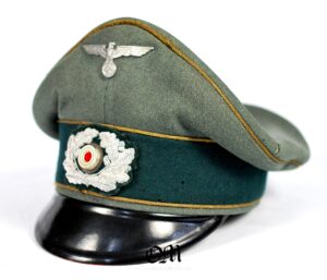 Wehrmacht/Heer, Gorra de General estilo "Alter Art" con forma "Sattelform" de "Clemens Wagner"