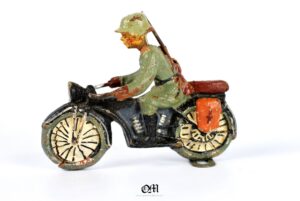 Wehrmacht/ Motorista de la Marca "Elastolin". Circa 1935. Bastante raro.