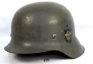 Casco de Policía M42 con una Calca.