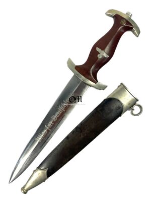 Daga SA, Modelo Temprano 1933/1935 del Raro Fabricante "Kaufmann & Söhne, Solingen". Catalogado con 7 sobre 10 en la Escala "McSarr"