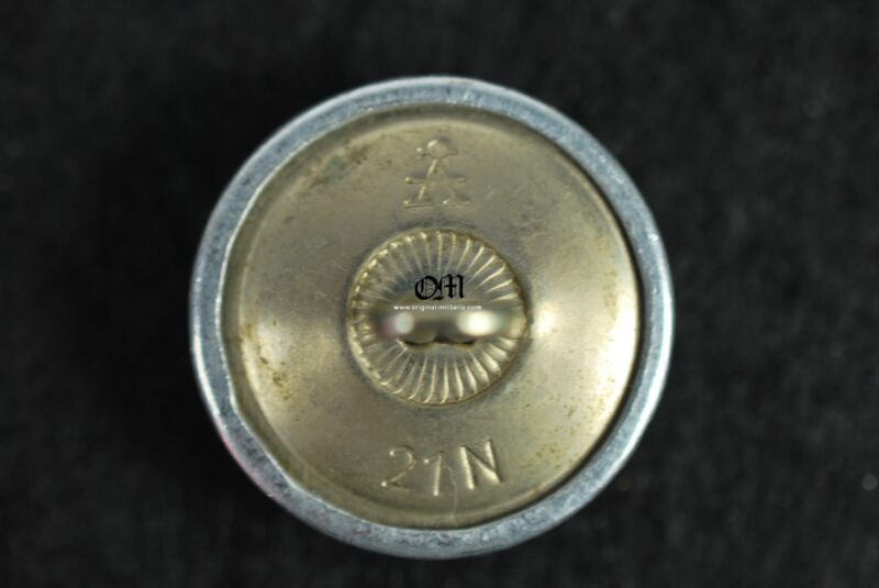 Original 21mm Silver Buttons for Wehrmacht Uniform, Manufacturer “Assmann” - Image 4