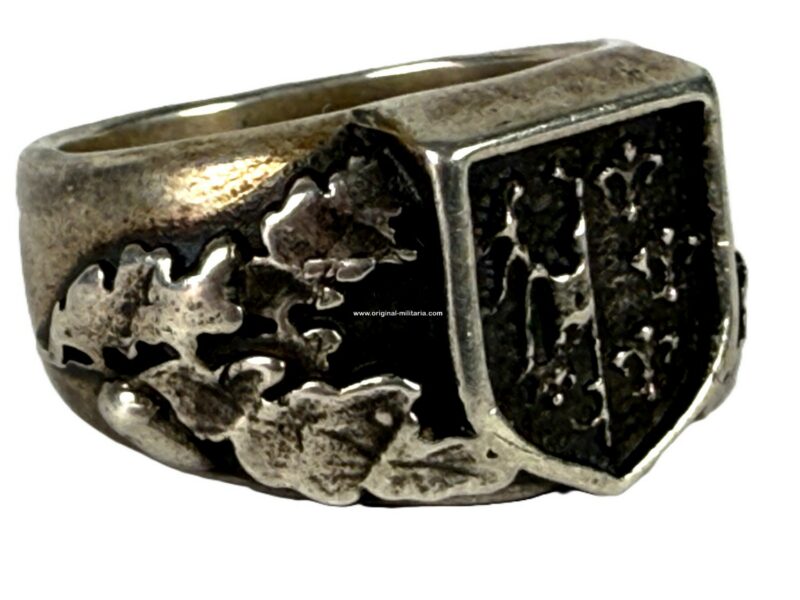 Silver SS Ring possibly for a Member of the 33rd SS Volunteer Grenadier Division "Charlemagne" - Image 6