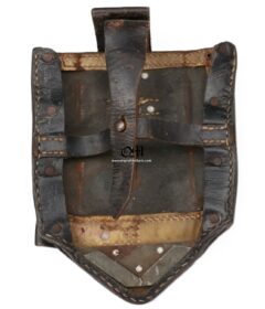 Funda 2º Modelo de 1941 para Pala Plegable de la Wehrmacht, con sello "WaA" y Marcado con el Código del Fabricante "DLU"