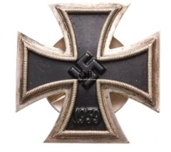 Cruz de Hierro de 1ª Clase, 1939, con Tapa de Rosca,  L/13.