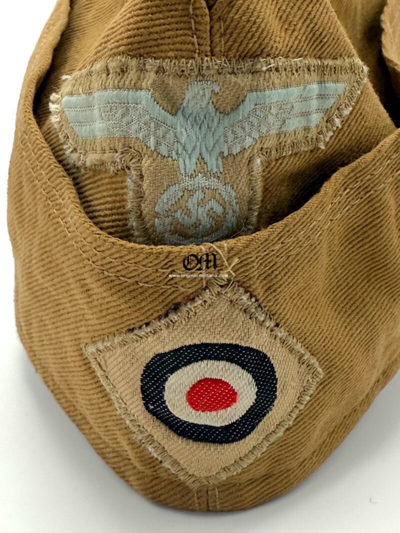 Gorro Cuartelero Tropical para Tropa y Suboficiales de Luftwaffe con Insignias del Heer, Muy Raro, 1941 - Imagen 5