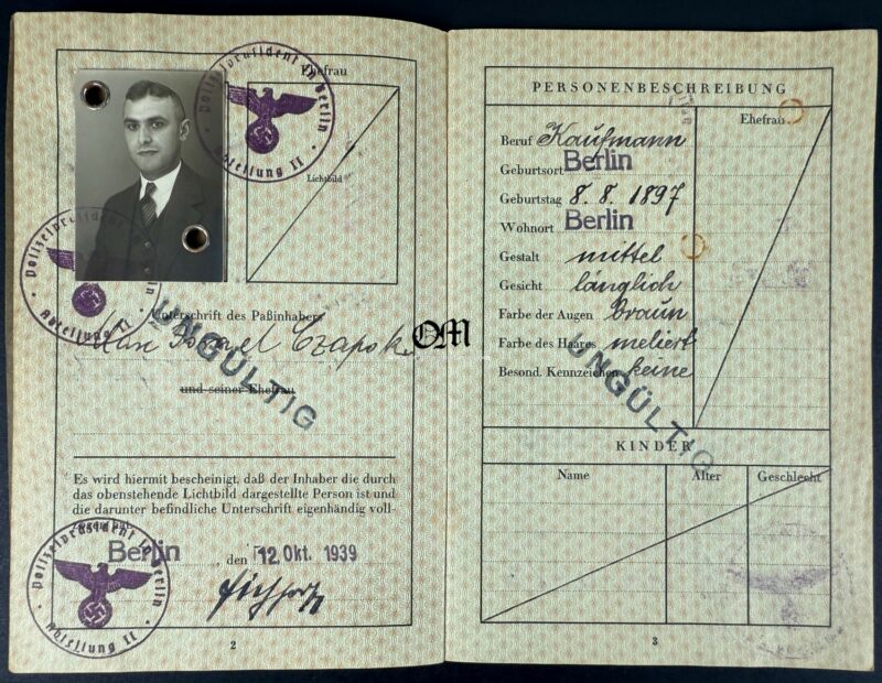 Pasaporte Alemán para un Ciudadano Judío Marcado «J» de Octubre del 1939. Excepcional. - Imagen 4