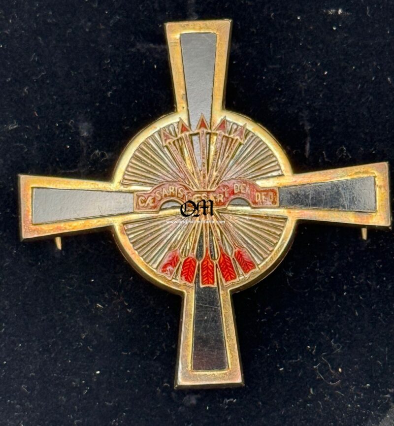 1st Period case with the Imperial Order of the Yoke and Arrows, Grand Cross/Commander's Plaque, Commander's Cross, and Miniature of the Grand Cross , manufactured by "J. Saz".. Very Hard to Find!! - Image 5