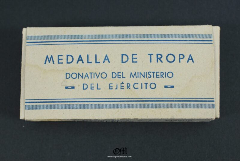 Medalla de la Campaña de Rusia, 1er Modelo fabricado por "Diez y Cia, S.A." en su Caja Original - Imagen 8