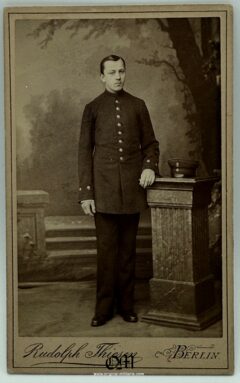 Studio Portrait Photography by "Rudolph Thiess, Berlin"