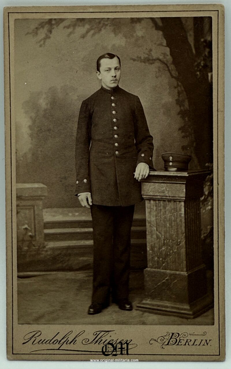 Studio Portrait Photography by "Rudolph Thiess, Berlin"