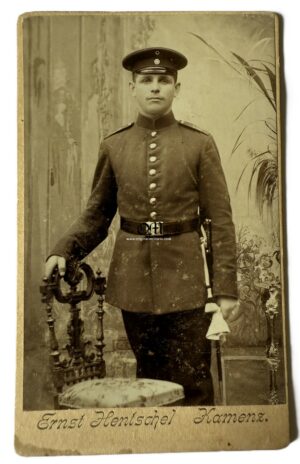 Fotografía-Retrato de Estudio hecha por "Ernst Hentschel, Kamenz"
