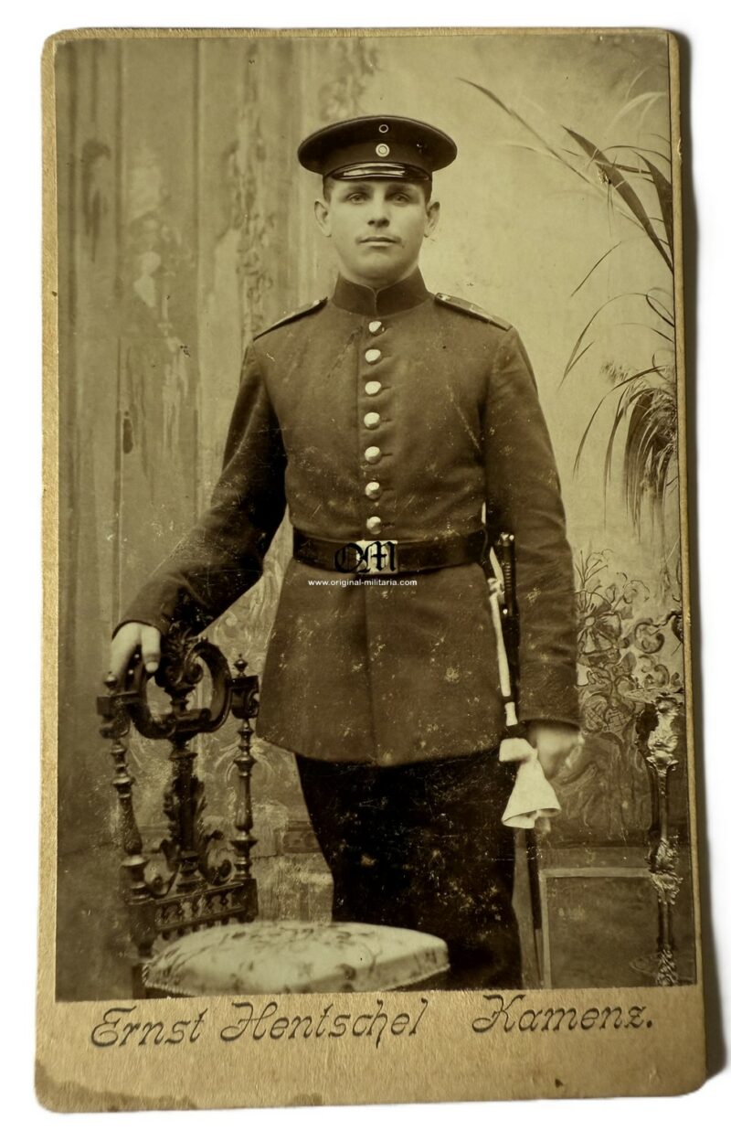 Fotografía-Retrato de Estudio hecha por "Ernst Hentschel, Kamenz"
