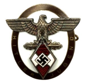 Juventudes Hitlerianas/ Insignia de Honor del Alto Mando para Extranjeros Distinguidos. Muy rara. Directa de la Familia.