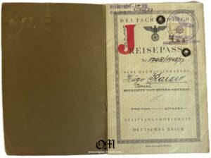 Pasaporte Alemán de 1938 del 2º Modelo Marcado con la ”J” Roja de Judio (Judenstempel)